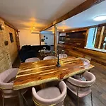 Old Town Penthouse 16 Guests Bukarest