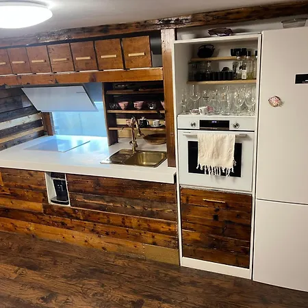 Old Town Penthouse 16 Guests Bucareste