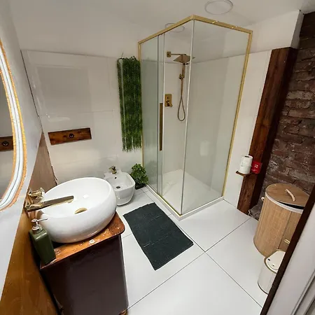 Old Town Penthouse 16 Guests Apartament *