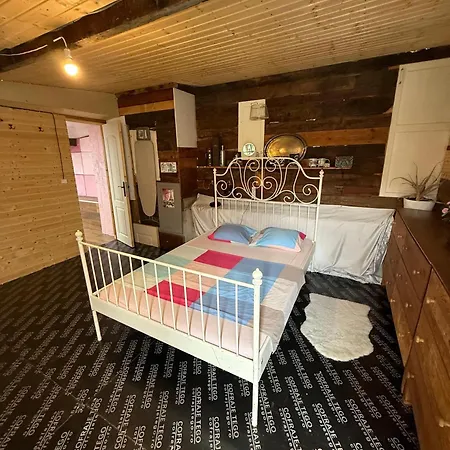 Old Town Penthouse 16 Guests Apartamento Bucareste